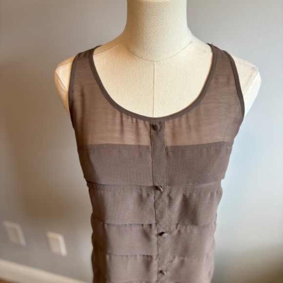 Ark & Co., Women's Sleeveless, Layered, Light Brown Blouse, SZ SM - Picture 3 of 7